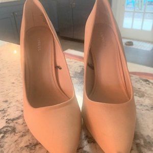 Express Classic Pointed Toe Pumps